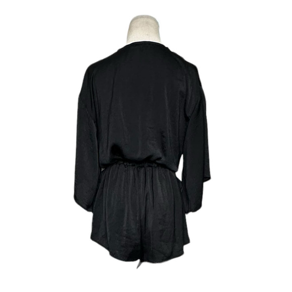 Stolen Hearts black flare sleeves front tie romper size Large - Picture 2 of 11